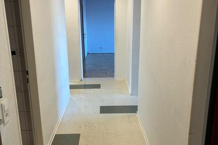 Wohnung Ludwigsburg Hoheneck - 4 Zimmer, 91 m&sup2;, 1.200&euro; | Angebot:24876925