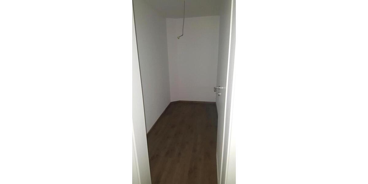 Etagenwohnung Neuenstadt am Kocher - 2.5 Zimmer, 72 m&sup2;, 1.000&euro; | Angebot:26354853