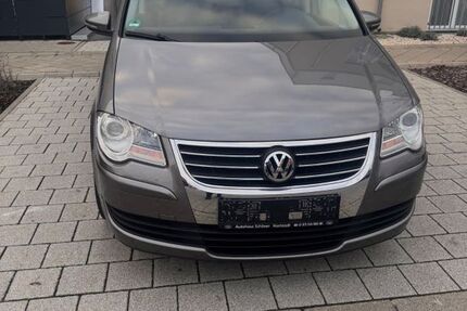 VW Touran 154.000 km 4.890 &euro; Bietigheim bissingen 74321