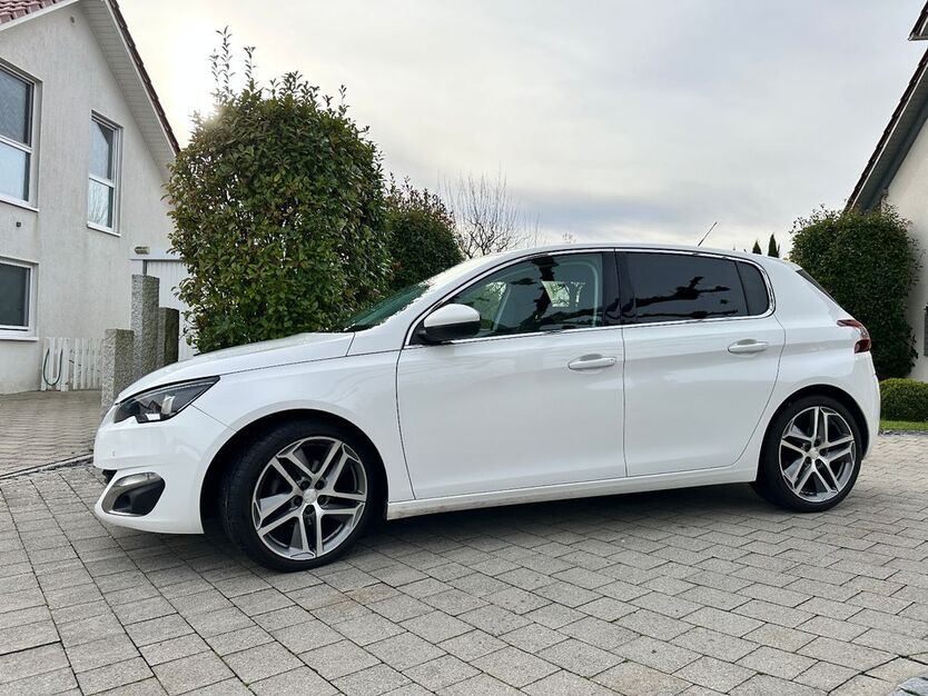 Peugeot 308 185.000 km 5.900 € Bad Rappenau 74906