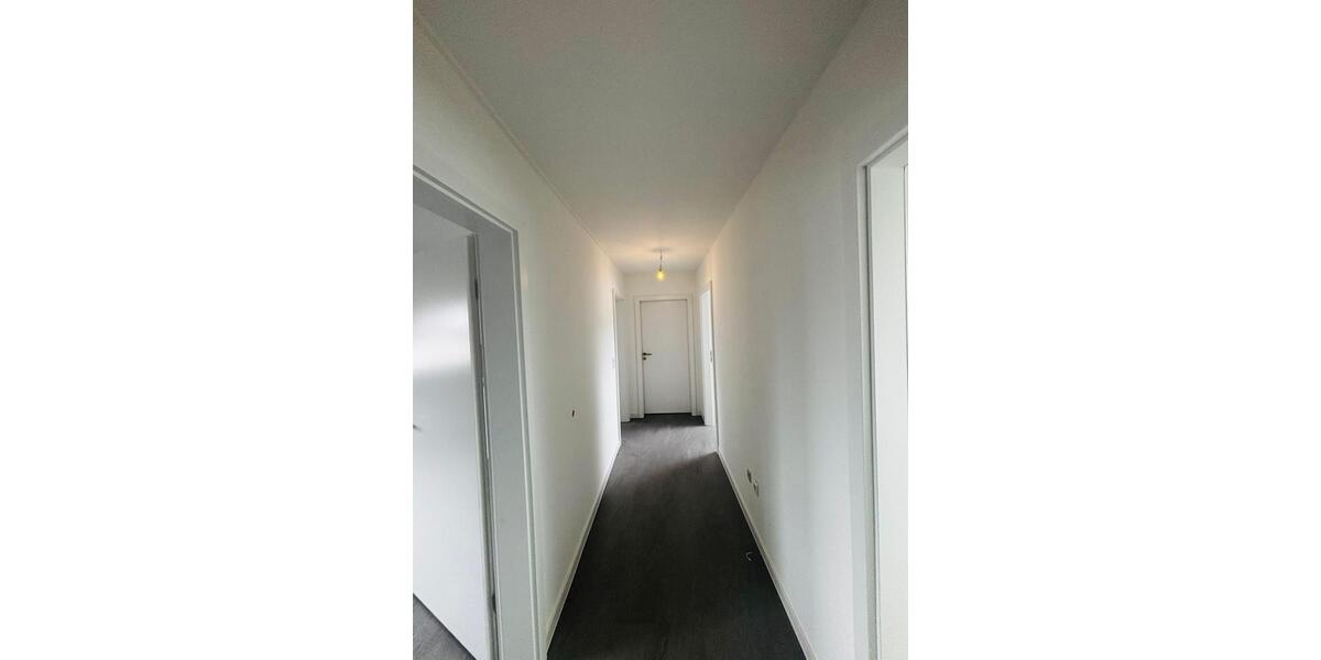 Dachgeschoßwohnung Kirchheim am Neckar - 3 Zimmer, 58 m&sup2;, 900&euro; | Angebot:26179695