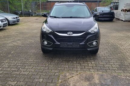 Hyundai ix35 136.788 km 8.990 &euro; Neckarsulm 74172