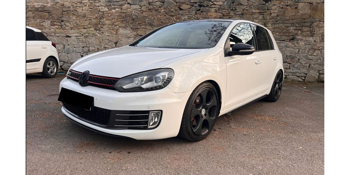 VW Golf 163.000 km 8.499 &euro; Bietigheim-Bissingen 74321