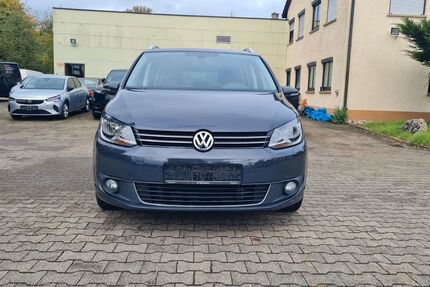 VW Touran 102.350 km 10.800 &euro; Oppenweiler 71570
