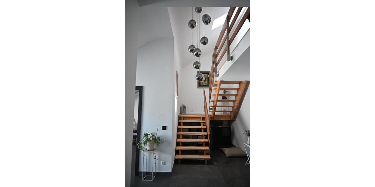 Etagenwohnung Ludwigsburg Hoheneck - 4.5 Zimmer, 130 m&sup2;, 550.000&euro; | Angebot:27088378