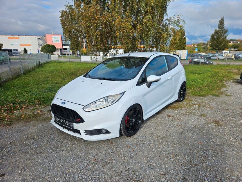 Ford Fiesta 163.499 km 7.499 € Neuenstadt am Kocher 74196