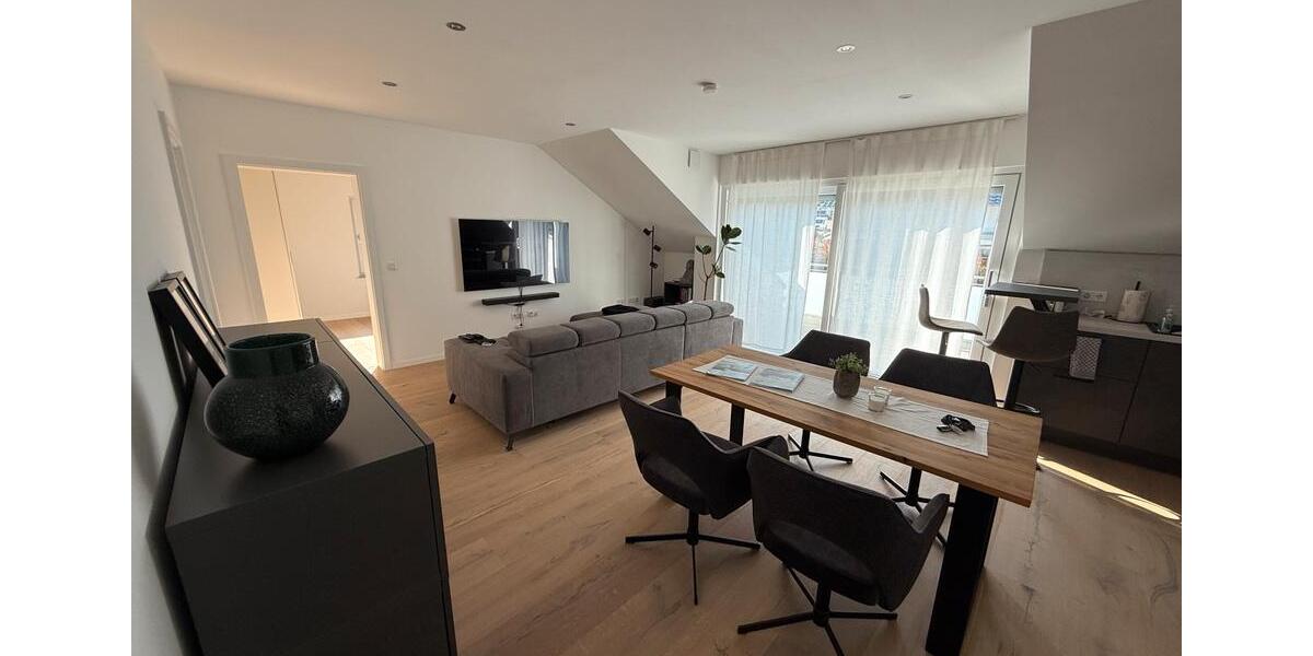 Dachgeschoßwohnung Sinsheim - 3 Zimmer, 87 m&sup2;, 419.000&euro; | Angebot:24788390