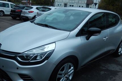 Renault Clio 77.600 km 10.399 &euro; Mosbach/Neckarelz 74821