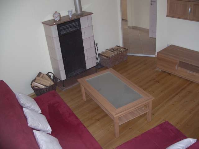 Zimmer Ludwigsburg (Poppenweiler) Hoheneck - 4 Zimmer, 1.650&euro; | Angebot:25203895