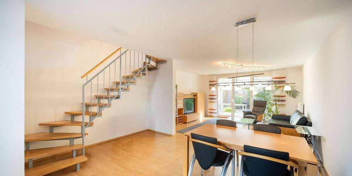 Reihenmittelhaus Kirchheim am Neckar - 5 Zimmer, 136 m&sup2;, 448.000&euro; | Angebot:26309006