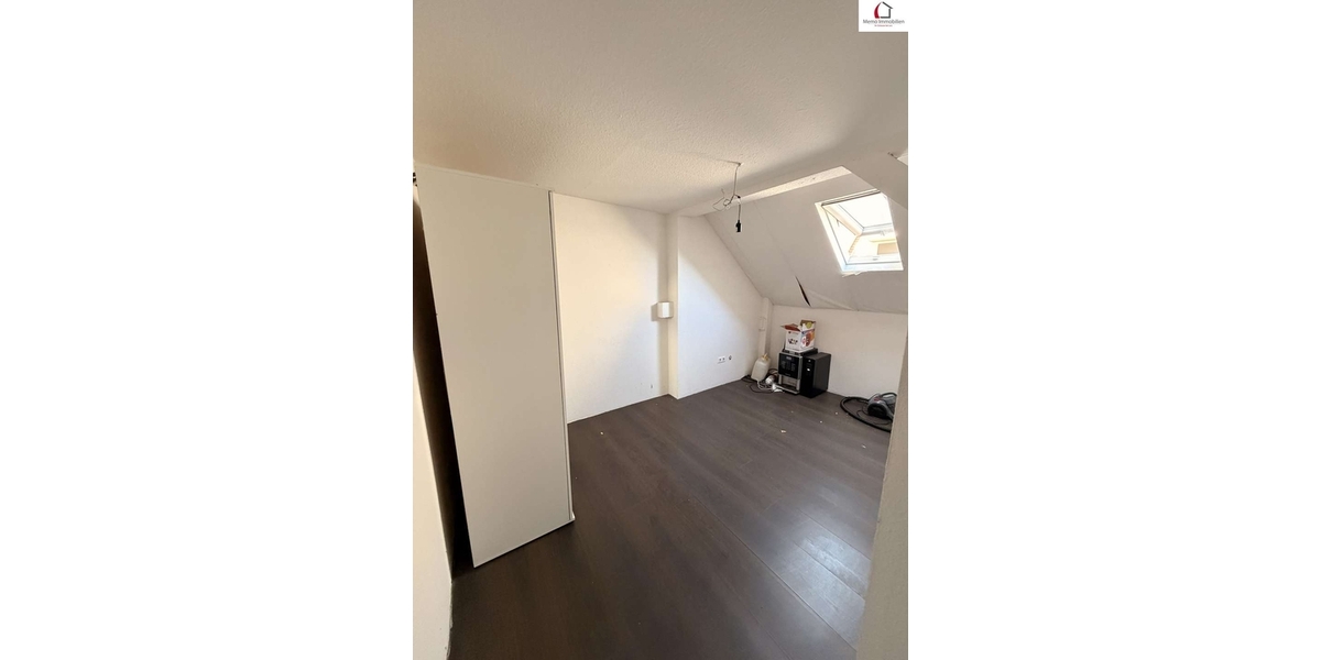 °°°° MEHRFAMILIENHAUS mit GEWERBE und AUSBAUPOTENZIAL und ca. 8 - 9 %% Rendite °°°° - Mehrfamilienhaus, Wohnhaus Neckarsulm | Angebot:27517133