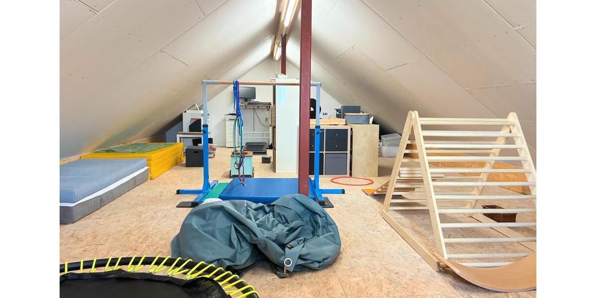 Etagenwohnung Backnang - 4 Zimmer, 94 m&sup2;, 1.150&euro; | Angebot:26535939