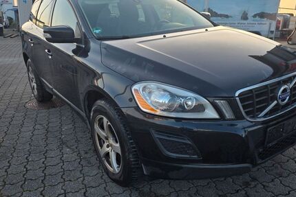 Volvo XC60 185.000 km 9.990 &euro; Steinheim 71711
