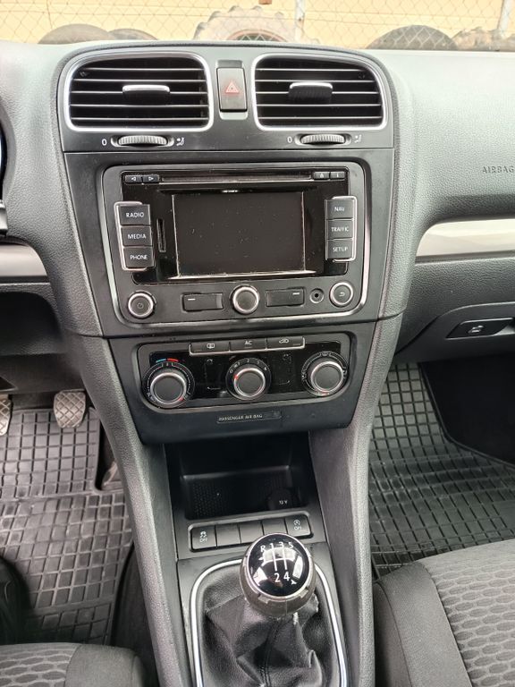 VW Golf 241.300 km 4.700 € Öhringen 74613