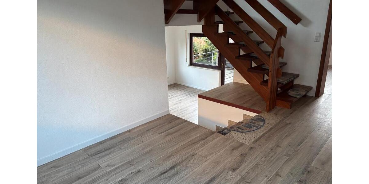 Einfamilienhaus Hardthausen am Kocher - 7.5 Zimmer, 150 m&sup2;, 1.575&euro; | Angebot:26337528