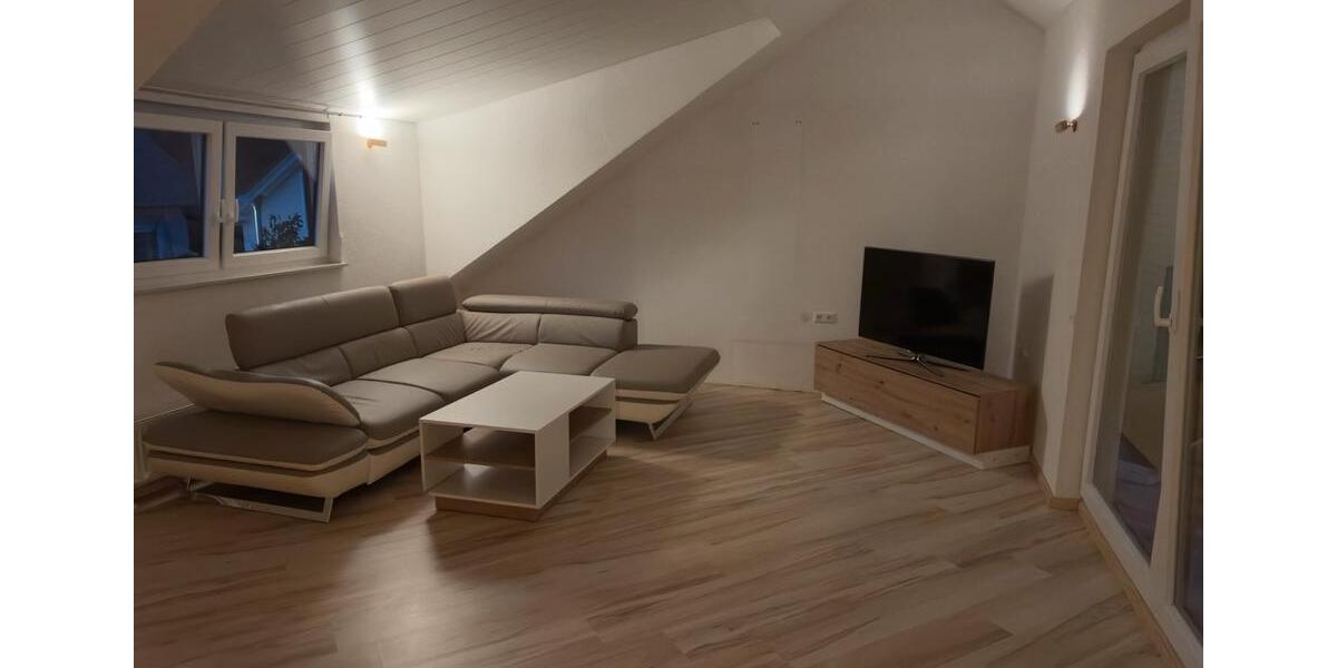 Dachgeschoßwohnung Bad Friedrichshall - 4.5 Zimmer, 125 m&sup2;, 1.150&euro; | Angebot:27609749