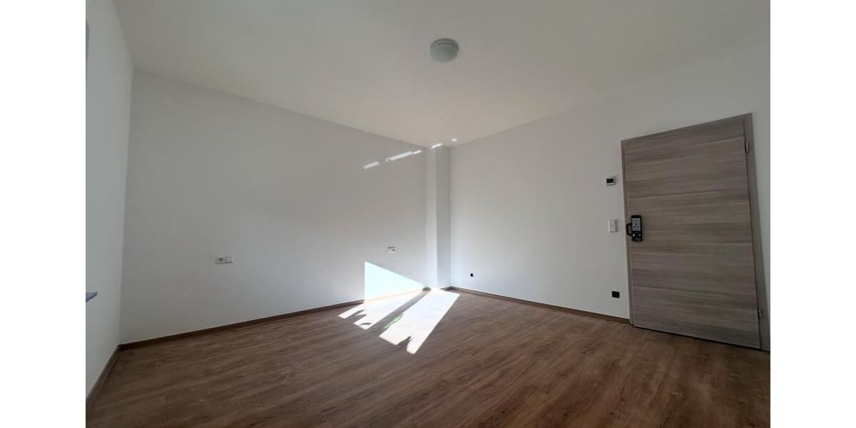 Erdgeschoßwohnung Cleebronn - 3 Zimmer, 116 m&sup2;, 1.100&euro; | Angebot:25985918