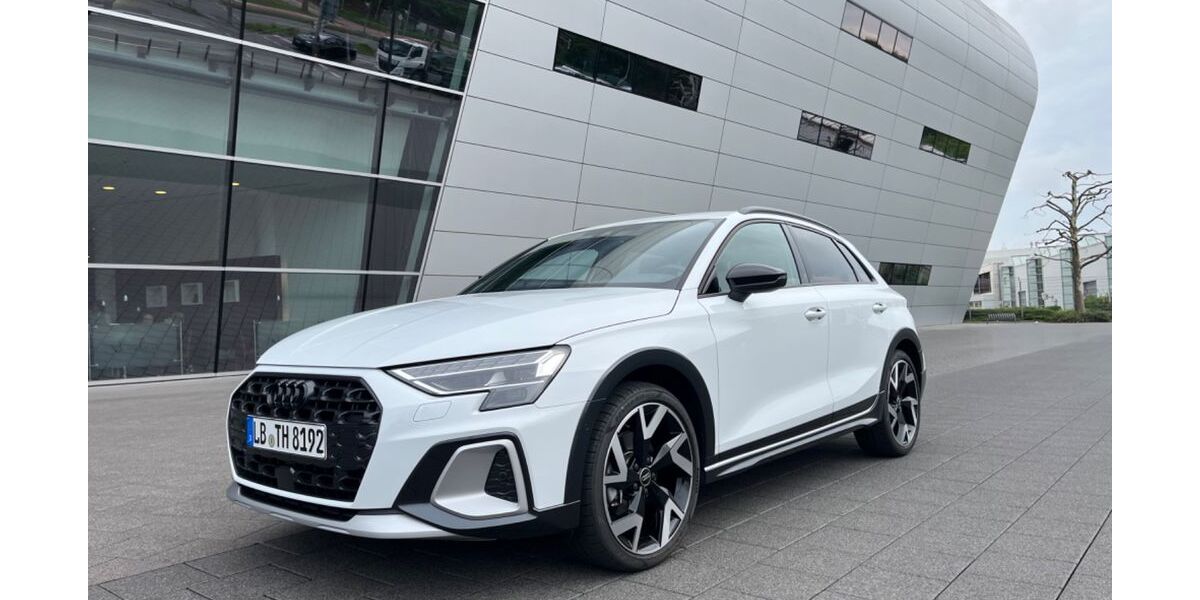 Audi A3 10.700 km 33.250 &euro; Steinheim an der Murr 71711