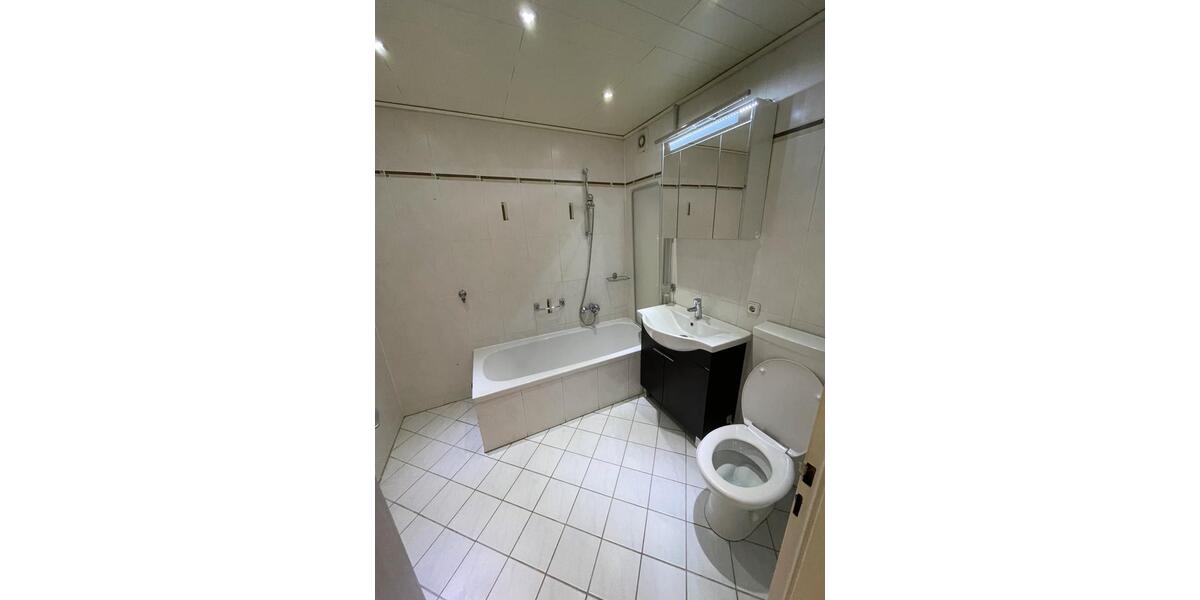 Erdgeschoßwohnung Heilbronn Böckingen - 2 Zimmer, 63 m&sup2;, 250.000&euro; | Angebot:26977366