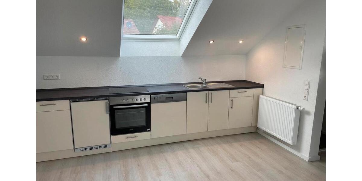 Dachgeschoßwohnung Backnang - 2 Zimmer, 45 m&sup2;, 950&euro; | Angebot:25061988