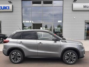 Suzuki Vitara 1.4 Boosterjet Hybrid Allgrip Automatik Com 44.477 km 19.500 &euro; Obrigheim-Asbach 74847