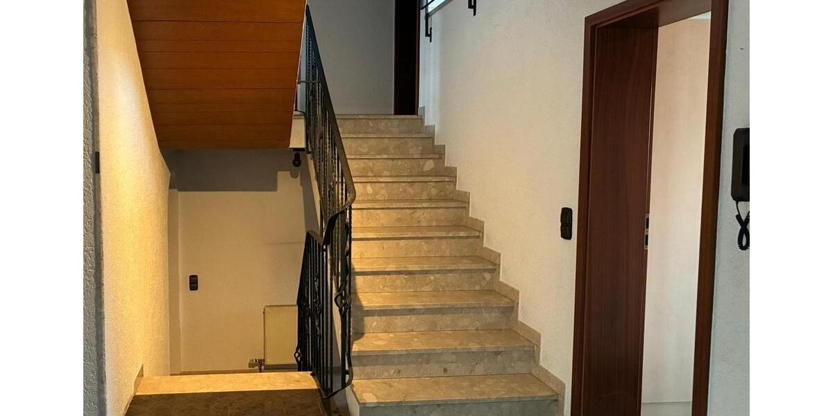 Reihenhaus Heilbronn Frankenbach - 6.5 Zimmer, 135 m&sup2;, 529.500&euro; | Angebot:24829758