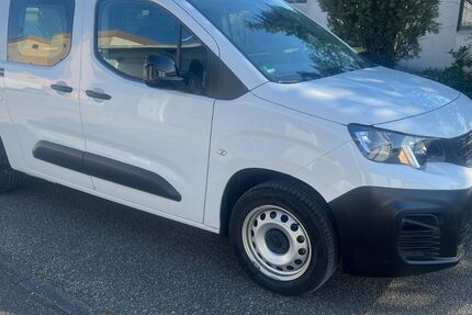 Peugeot Partner 39.987 km 15.499 &euro; Vaihingen/Enz 71665