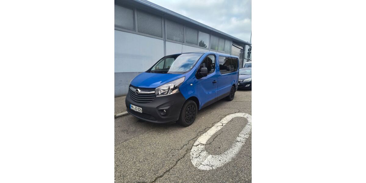 Opel Vivaro 148.000 km 18.947 &euro; Lauffen 74348