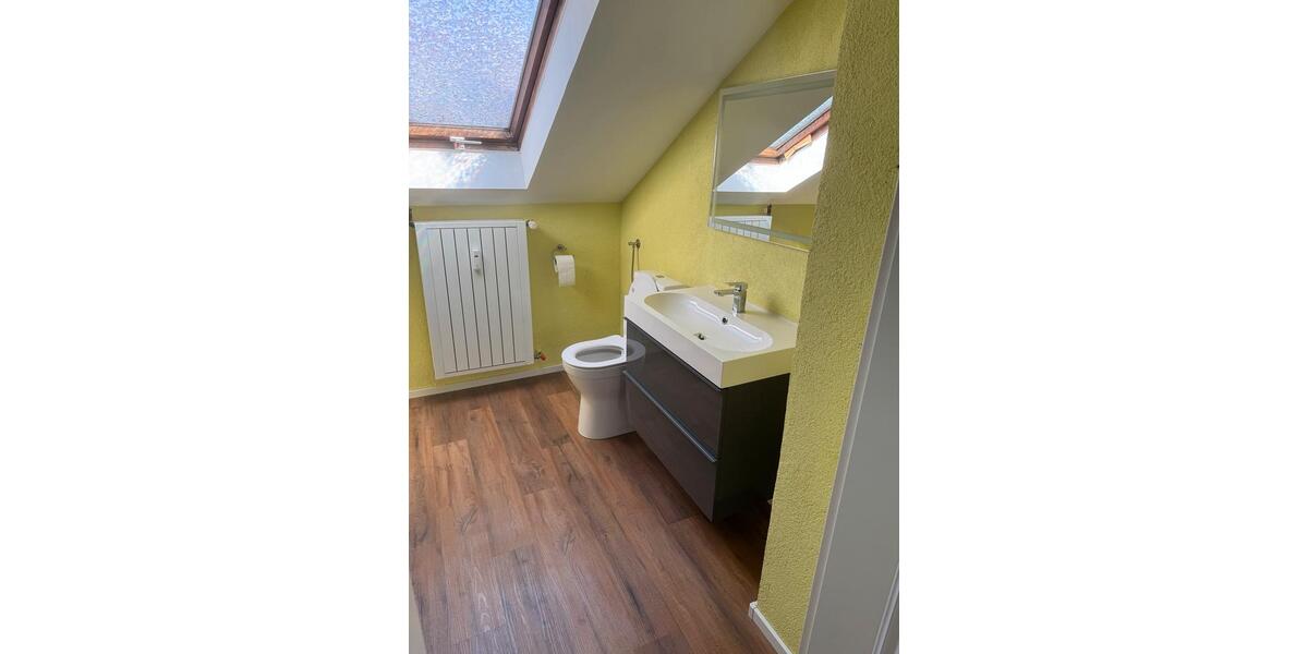 Dachgeschoßwohnung Neckarsulm - 3.5 Zimmer, 76 m&sup2;, 990&euro; | Angebot:26342835