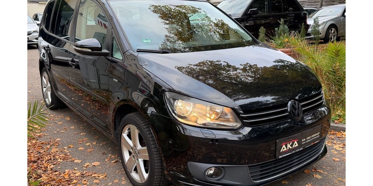 VW Touran 151.500 km 10.550 € Ludwigsburg 71638