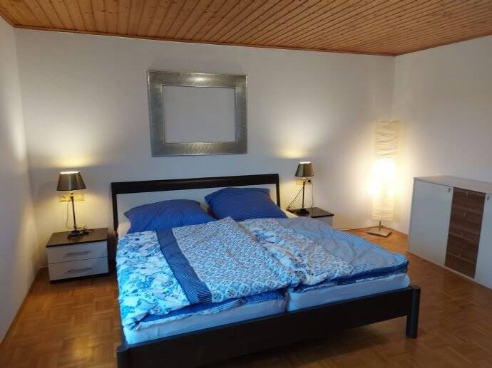 Mehrfamilienhaus, Wohnhaus Leingarten Großgartach - 8 Zimmer, 250 m&sup2;, 3.000&euro; | Angebot:25780397