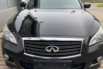 INFINITI M37 281.000 km 7.350 &euro; Backnang 71522