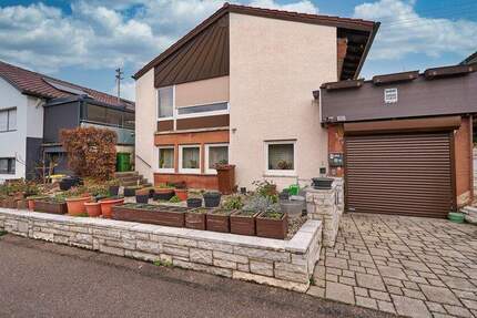 Ansprechendes Einfamilienhaus mit Garten und eigener Garage, in bester Lage von Neckarweihingen! 5 zimmer