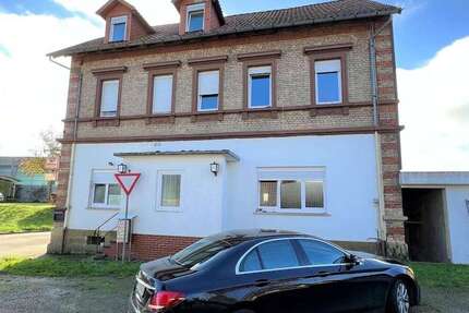 Haus zum Kaufen in Eppingen 590.000 € 300 m² 10 zimmer