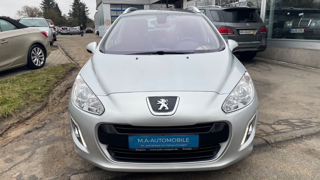 Peugeot 308 156.000 km 3.990 &euro; Marbach am Neckar 71672