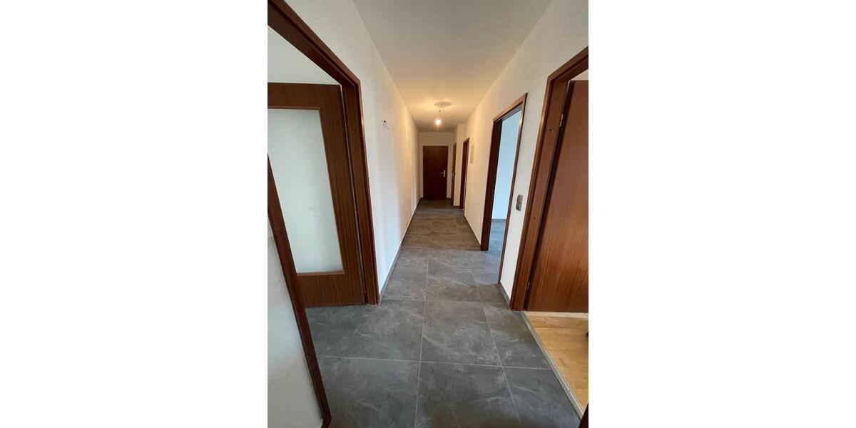 Etagenwohnung Tamm - 3 Zimmer, 80 m&sup2;, 1.445&euro; | Angebot:26331945