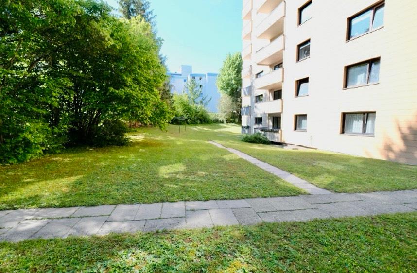 Provisionsfrei! Großzügige gepflegte 4,5 Eigentumswohnung 4.5 zimmer