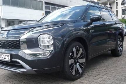 Mitsubishi Outlander 1.200 km 58.940 € Remseck 71686