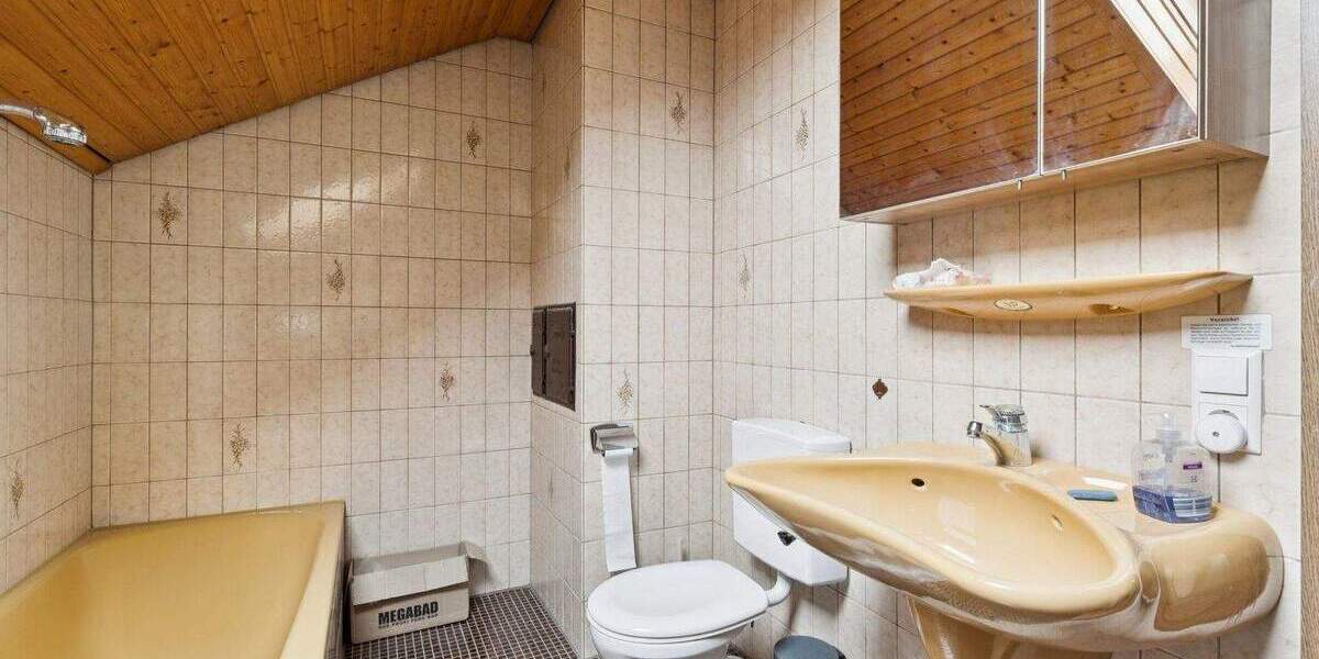 Doppelhaushälfte Nordheim - 5 Zimmer, 193 m&sup2;, 549.000&euro; | Angebot:25704194