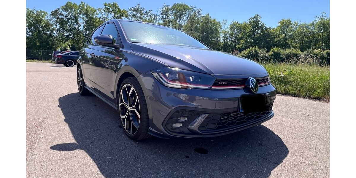 VW Polo 10.233 km 27.100 &euro; Asperg 71679