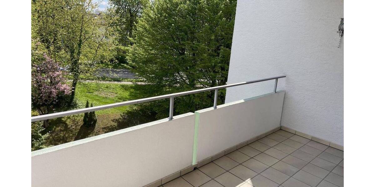 Etagenwohnung Bietigheim-Bissingen Bietigheim - 4 Zimmer, 94 m&sup2;, 300.000&euro; | Angebot:26261619