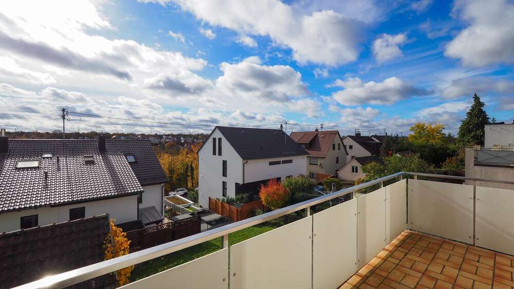 2-3 Familienhaus mit freier Sicht und schönem Garten 6 zimmer