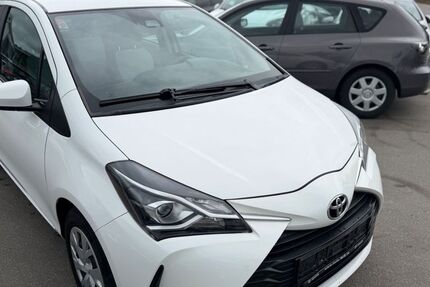 Toyota Yaris 109.000 km 7.999 &euro; Gundelsheim 74831