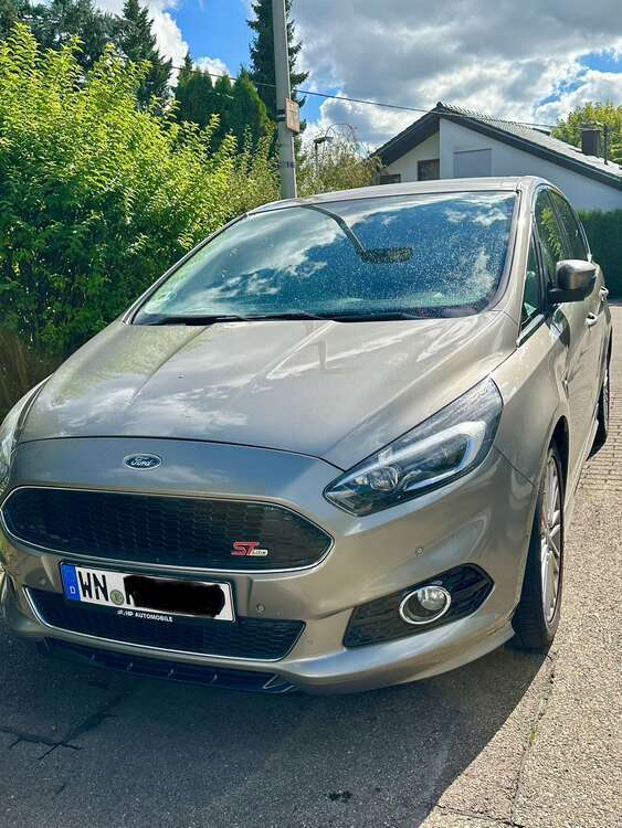 S-Max