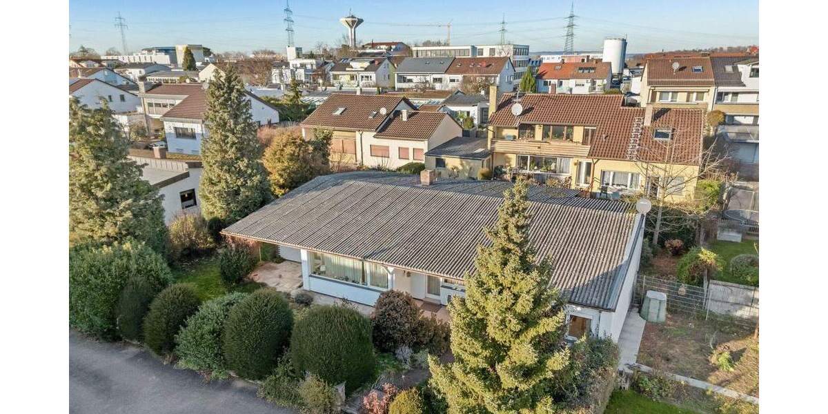 Traum-Bungalow, Sanierungsbedürftig in bester Lage Markgröningens 4 zimmer
