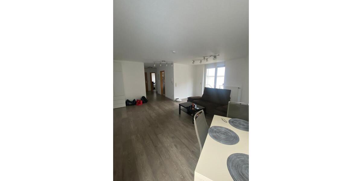 Erdgeschoßwohnung Bad Friedrichshall - 3 Zimmer, 82 m&sup2;, 1.100&euro; | Angebot:26344909