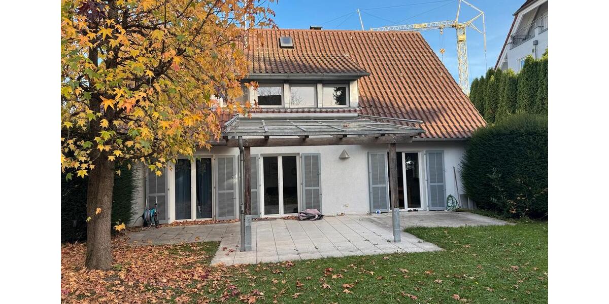 Ankommen & Wohlfühlen: Großzügiges Einfamilienhaus mit Kachelofen 7 zimmer