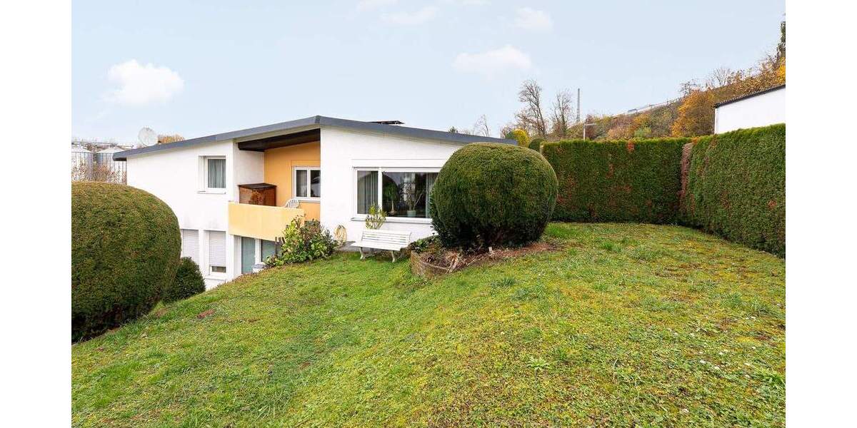 Etagenwohnung Sachsenheim Großsachsenheim - 4 Zimmer, 96 m&sup2;, 345.000&euro; | Angebot:25697947