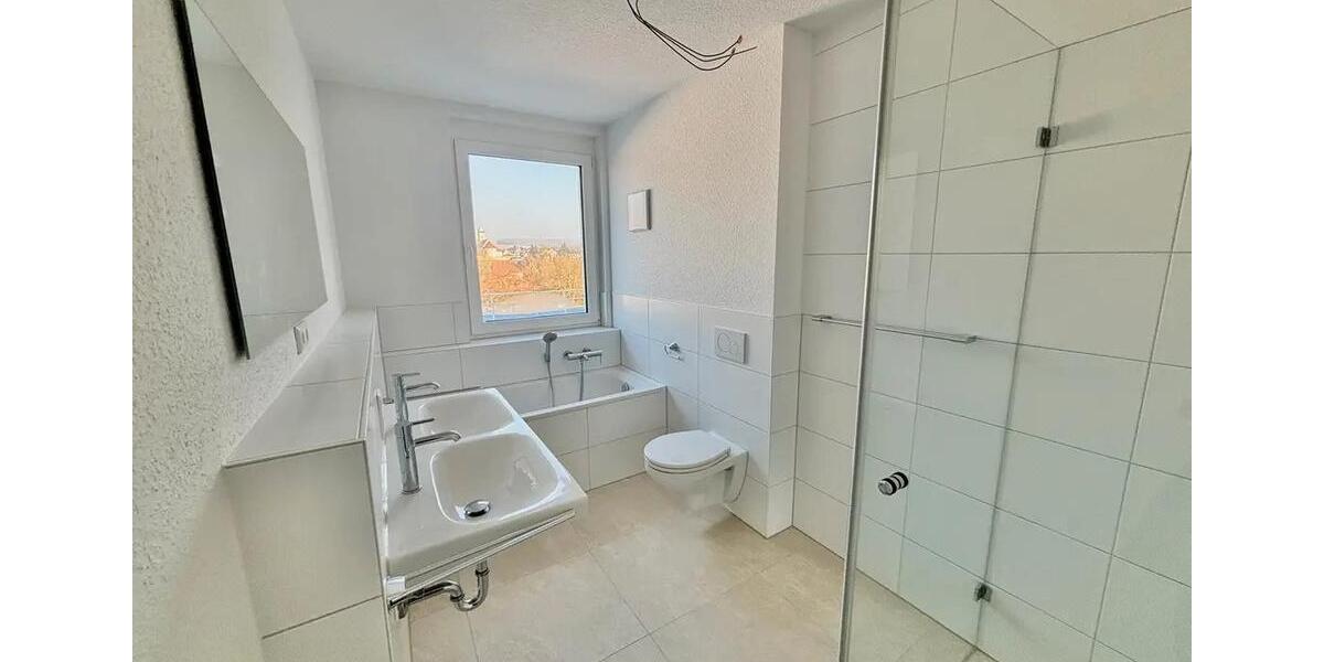 Einfamilienhaus Neuenstadt am Kocher - 4.5 Zimmer, 163 m&sup2;, 2.390&euro; | Angebot:26343857