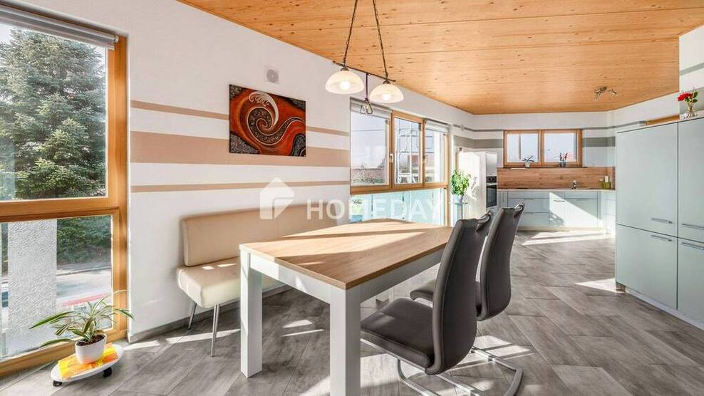 Großzügiger und luxuriöser Wohntraum - 98 m² Neubau mit EBK & Balkon